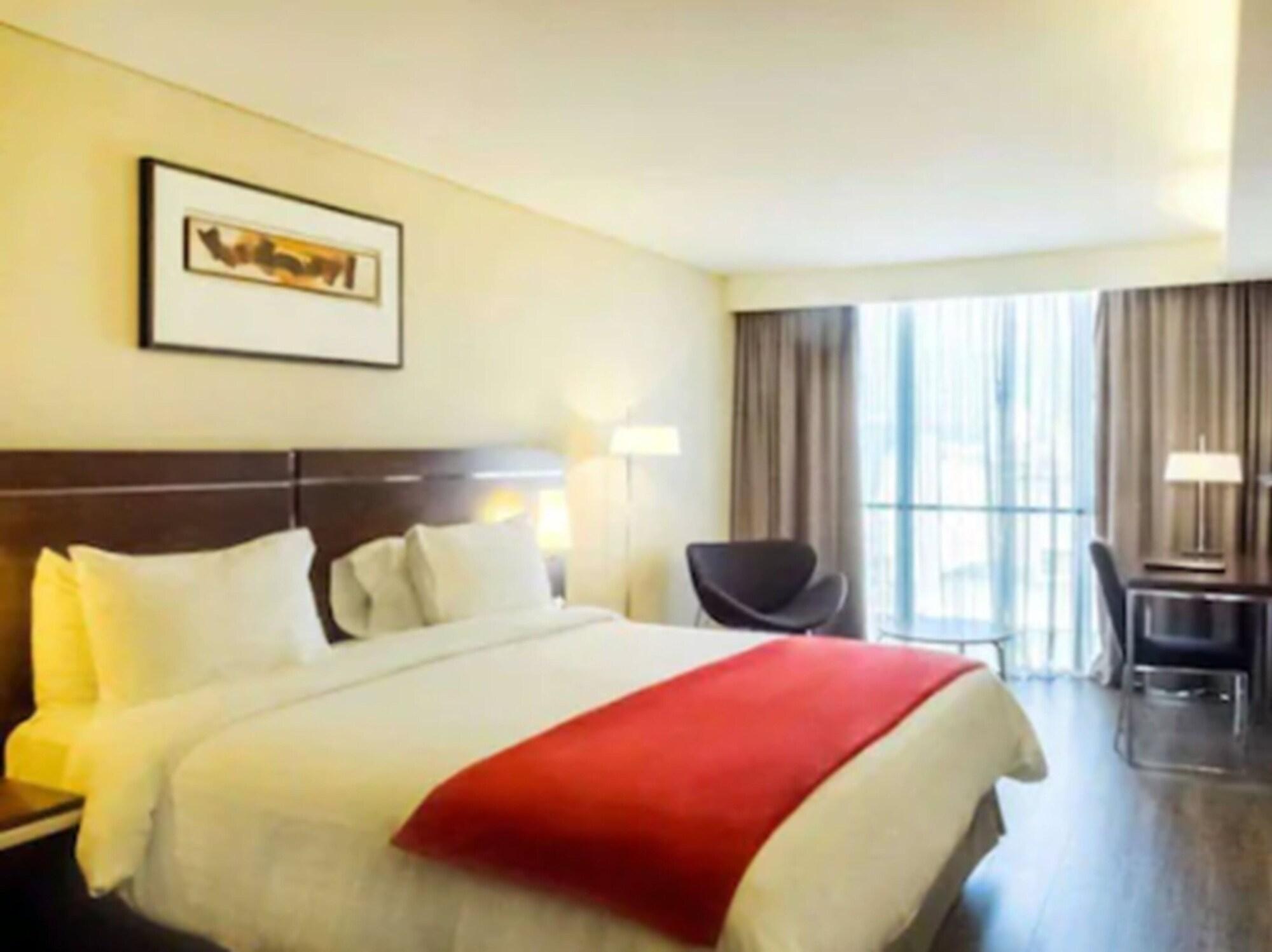 Howard Johnson La Canada Hotel & Suites Кордова Экстерьер фото