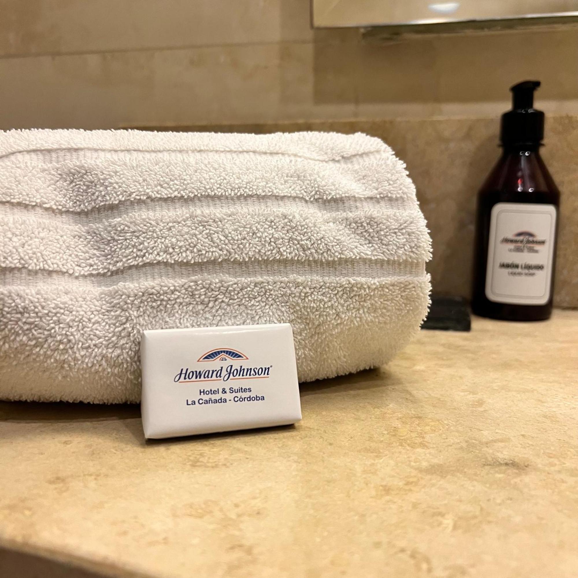 Howard Johnson La Canada Hotel & Suites Кордова Экстерьер фото