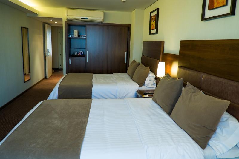 Howard Johnson La Canada Hotel & Suites Кордова Экстерьер фото